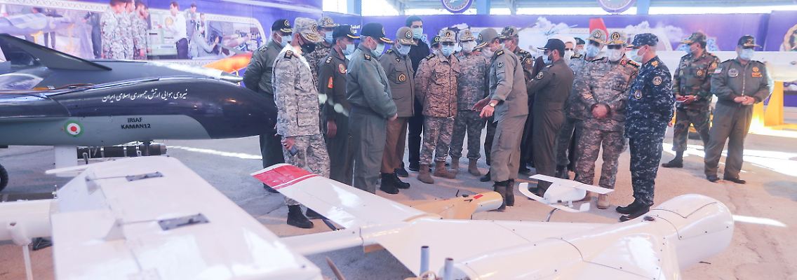 2021-01-05T105653Z_2059921779_RC2M1L9X85WT_RTRMADP_3_IRAN-DRILL-DRONE.JPG