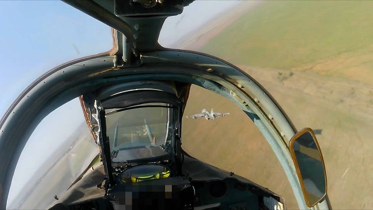 Mehr als 60 Flugzeuge hat die russische Luftwaffe laut britischen Angaben verloren.