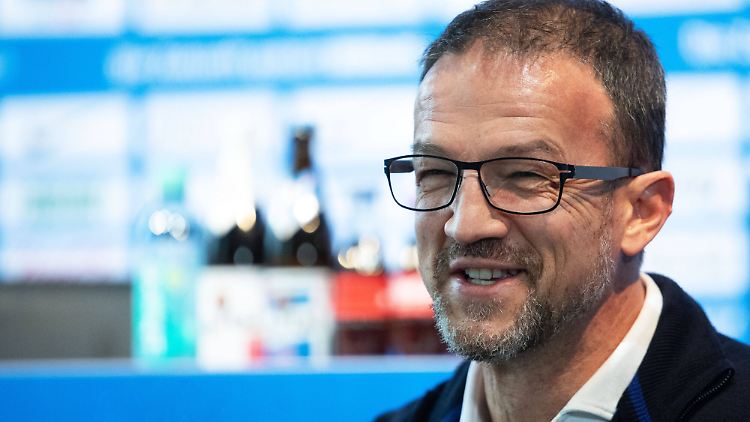Bobic will bei Hertha BSC bleiben.