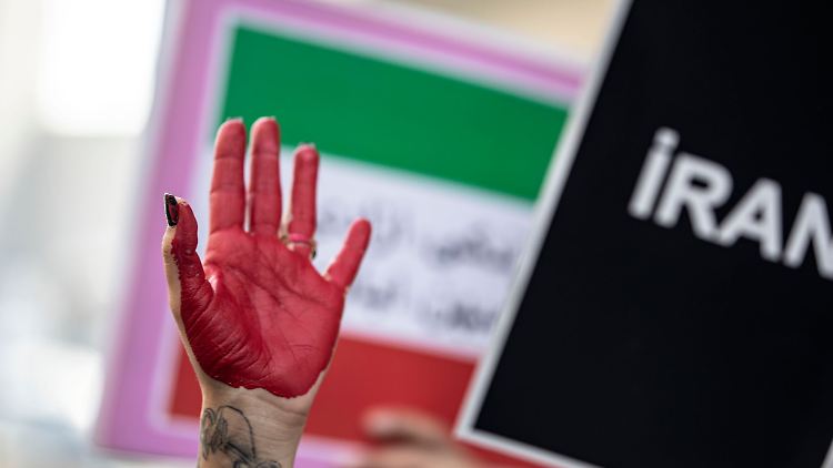 Das iranische Regime hat seit Beginn der Proteste bereits mehrere Todesurteile verhängt.