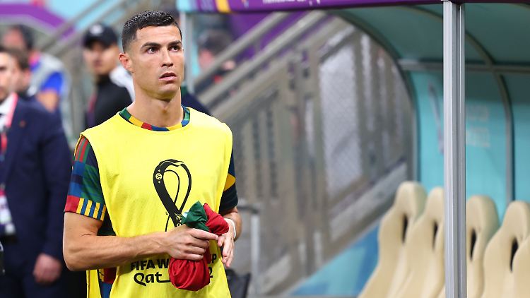 Ein seltenes Bild: Cristiano Ronaldo als Bankdrücker.