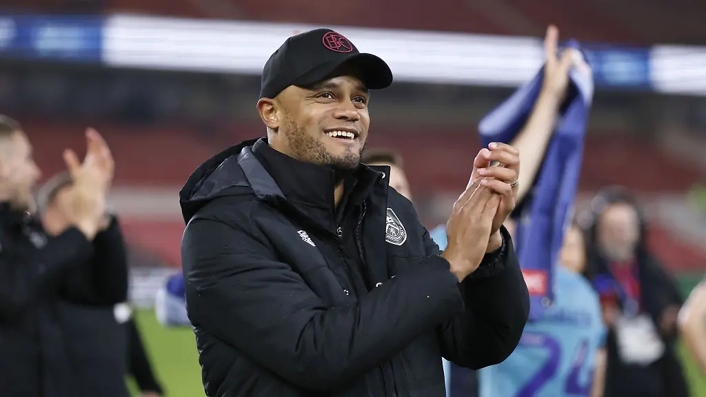 Burnley-Trainer-Vincent-Kompany-steht-wohl-vor-einem-Wechsel-zum-FC-Bayern