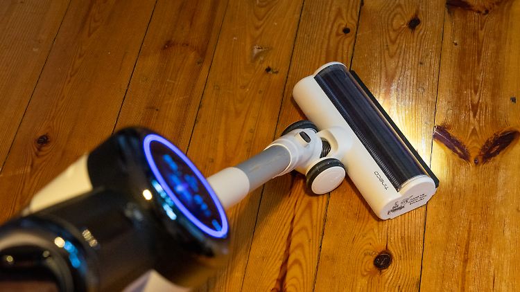 Der Tineco Pure One S15 Pro im Einsatz.