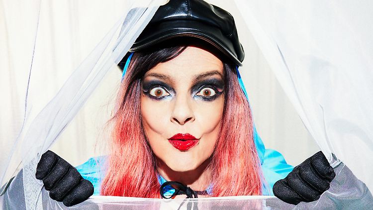 Ist und bleibt die "Godmother of Punk": Nina Hagen.