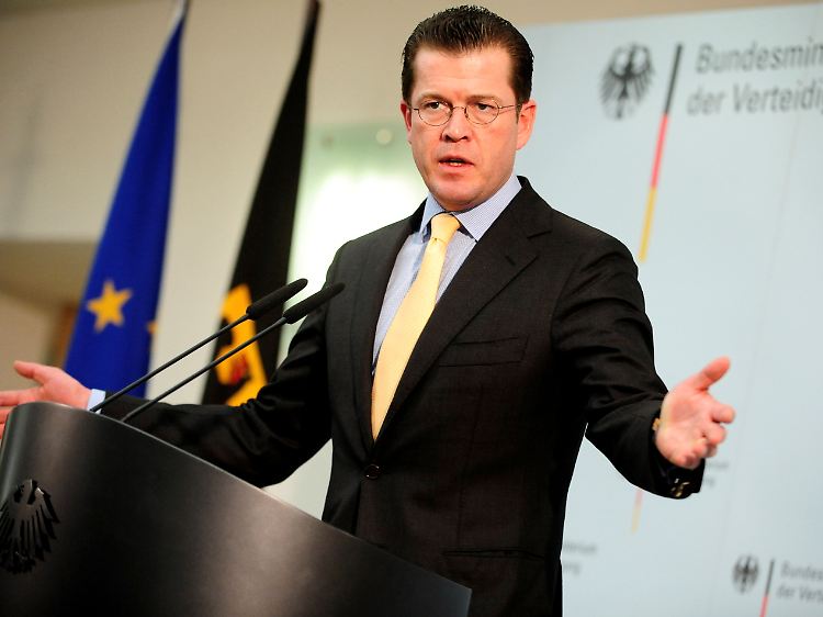 Ich stehe hier und kann nicht anders: Guttenberg will nicht so viel sparen wie vorgegeben.