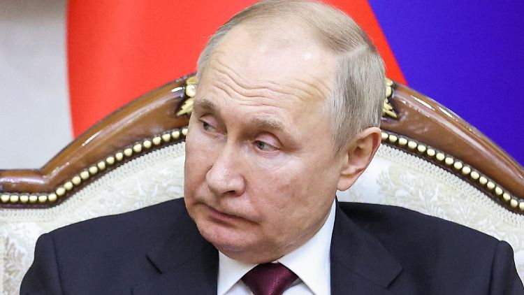 Der russische Präsident tritt in der kirgisischen Hauptstadt Bischkek auf. 