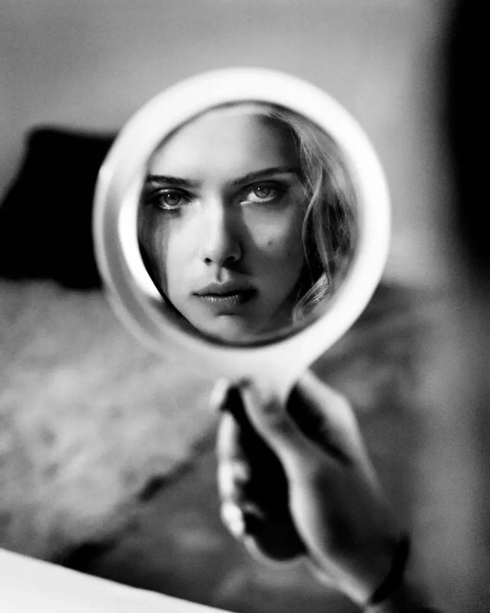 NUR-FUeR-DIE-AUSSTELLUNG-Scarlett-Johansson-NY-2017-Vincent-Peters