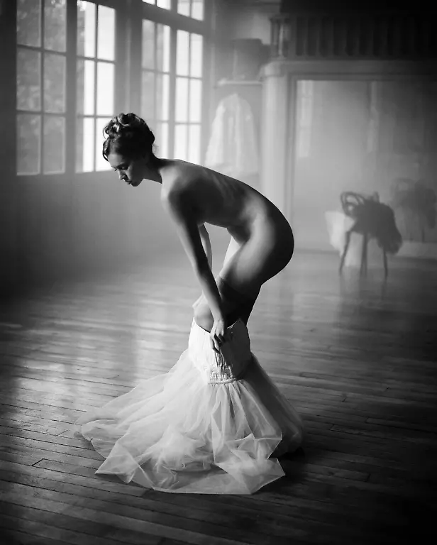 NUR-FUeR-DIE-AUSSTELLUNG-Sonja-van-Heerden-Paris-2015-Vincent-Peters