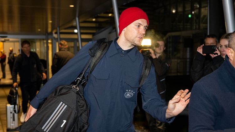 Für Bayern-Keeper Manuel Neuer ist die Saison beendet.