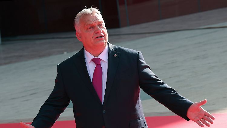 Steht mit leeren Händen da: Der ungarische Ministerpräsident Viktor Orban streitet sich seit Jahren mit der EU.