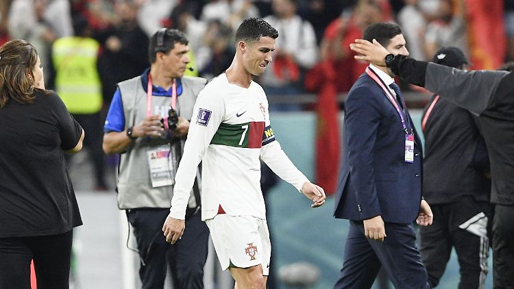 Der Blick gesenkt, die Zukunft ungewiss: Cristiano Ronaldo.