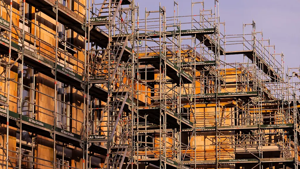 Die-Mieten-sind-bei-Sozialwohnungen-staatlich-reguliert-Wohnen-duerfen-dort-nur-Menschen-bei-denen-die-Behoerden-einen-besonderen-Bedarf-sehen