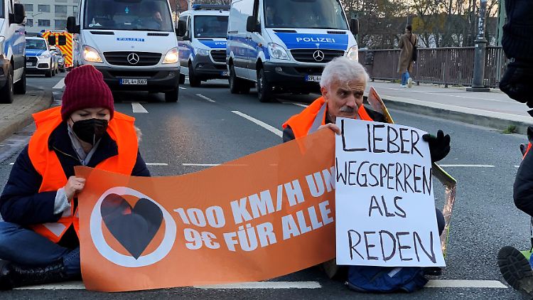 Klimaschützer der "Letzten Generation" rückten bereits in den Blick der Terrorschützer.