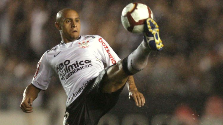 Roberto Carlos wurde in Russland nicht zum ersten Mal von Fans rassistisch beleidigt.