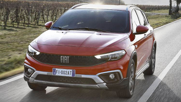 Mit seinen Cross-Styling und neuen LED-Tagfahrleuchten wirkt der Tipo Kombi trotz seines Alters immer noch frisch.