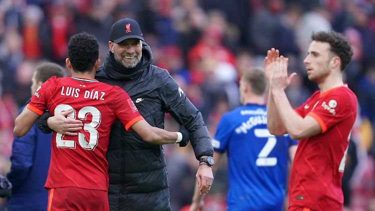 Luis Diaz wird Jürgen Klopp wohl monatelang fehlen.