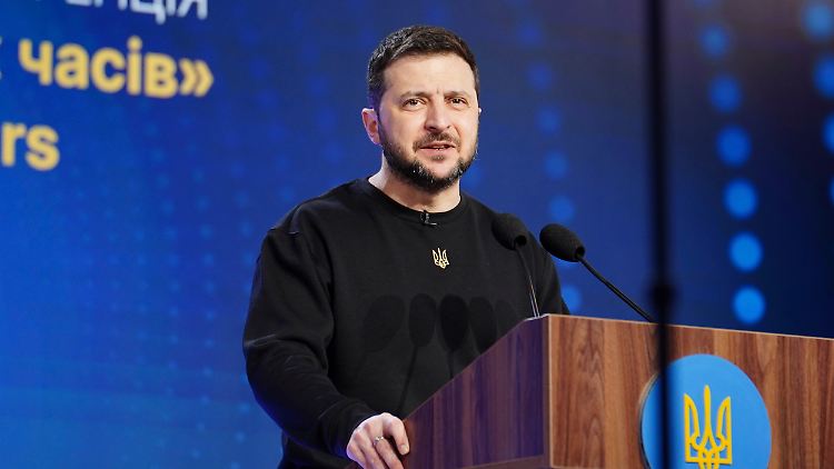 Selenskyj will Präsident bleiben, bis die Ukraine über Russland siegt.