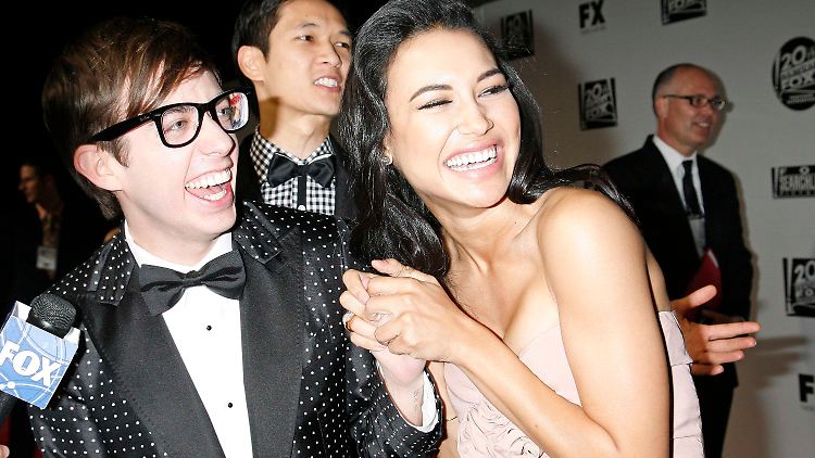 Außenseiter ganz vorne: "Glee"-Darsteller Kevin McHale (l), Harry Shum Jr. (2.v.l) und Naya Rivera.