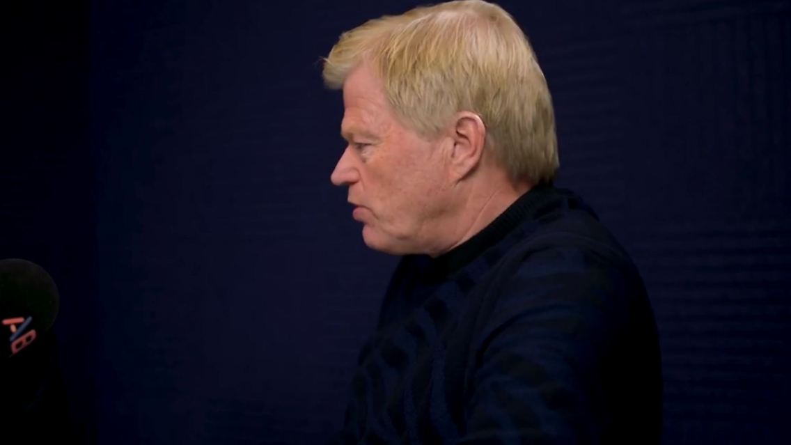 kahn.JPG