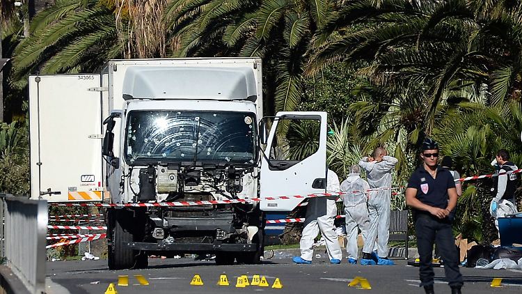 Der Tunesier Mohamed Lahouaiej Bouhlel raste in Nizza mit einem tonnenschweren Lastwagen in eine Menschenmenge.