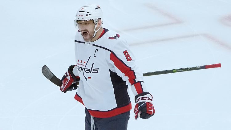 Willkommen im 800er-Klub: Alexander Owetschkin.