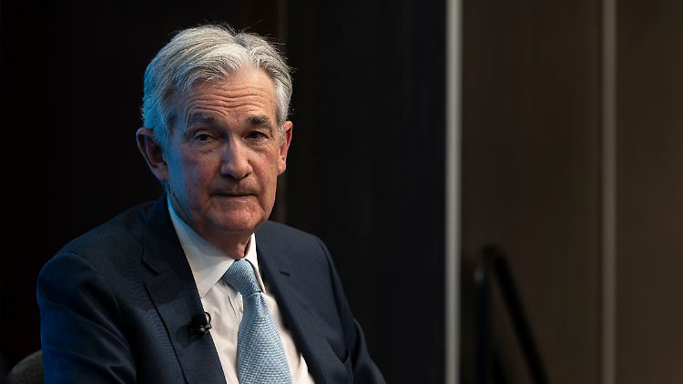 Fed-Chef Powell muss die Inflation bändigen, darf aber auch nicht überdrehen.
