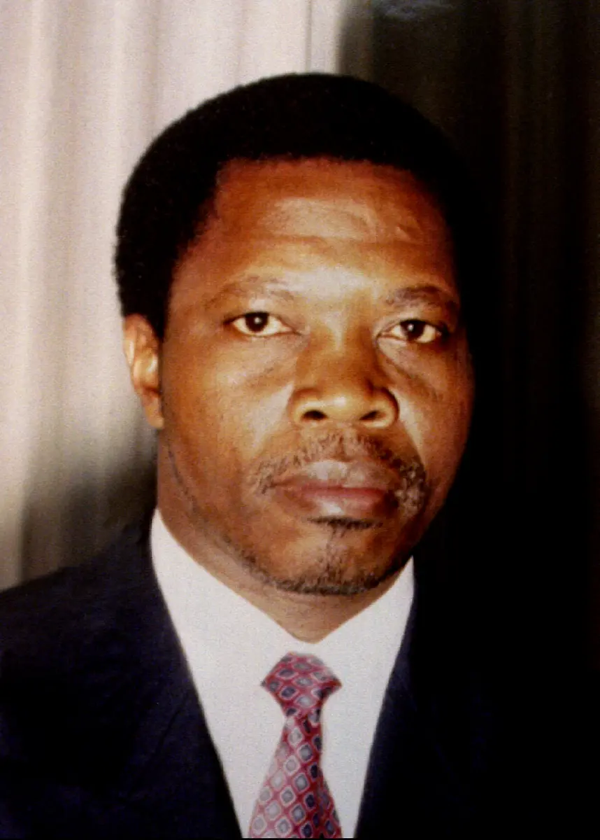 1994-04-06T120000Z-493670904-PBEAHUNGGAU-RTRMADP-3-NTARYAMIRA