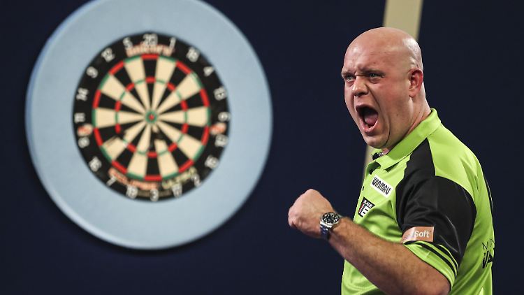 Michael van Gerwen geht nach vielen Titelgewinnen in diesem Jahr als Favorit in die Darts-WM 2023.