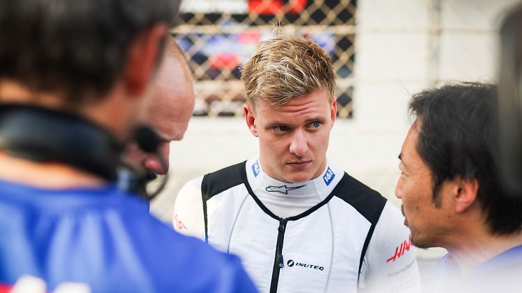 Mick Schumacher wird künftig für Mercedes fahren.