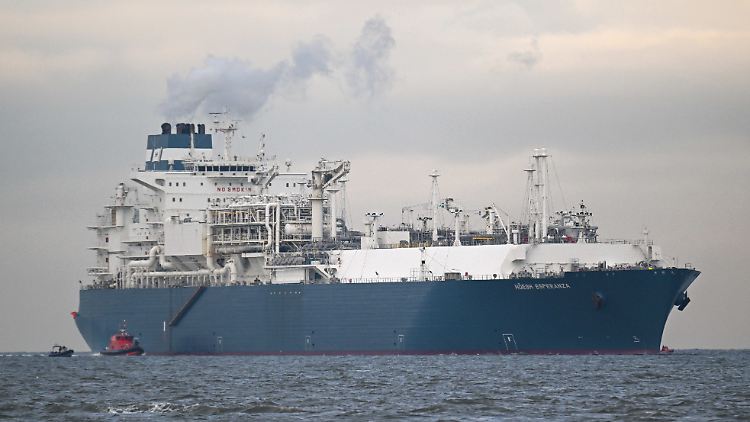 Die "Höegh Esperanza" wurde in Spanien mit rund 165.000 Kubikmetern Flüssigerdgas beladen.
