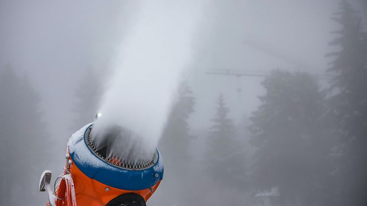 Auch Schneekanonen kann manch einer nur mit gemischten Gefühlen ansehen.