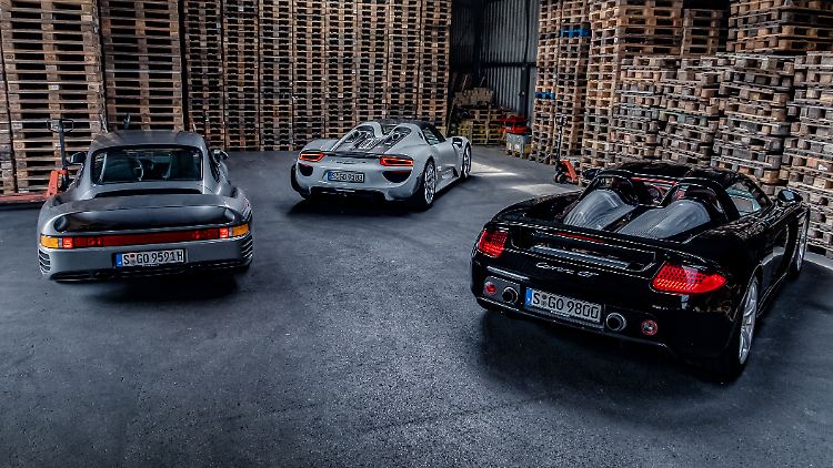 Wenn das Trio 959, Carrera GT und 918 Spyder auftaucht, bleiben die meisten Passanten stehen - entweder vor Ehrfurcht oder aus Neugierde.
