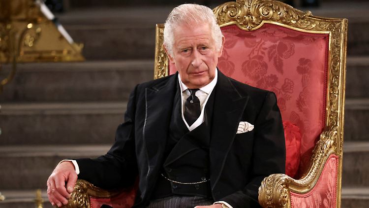 Lange musste er warten, jetzt sitzt er auf dem Thron: König Charles III.