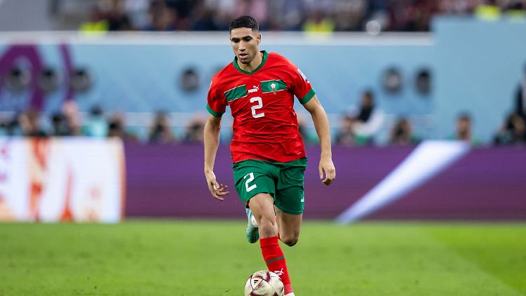 Entschuldigte sich bei FIFA-Boss Gianni Infantino : Achraf Hakimi.