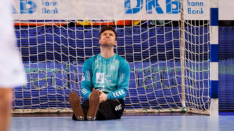 Auch der beste Torwart der Welt konnte dem THW Kiel nicht helfen: Niklas Landin erlebte einen bitteren Nachmittag in Flensburg.