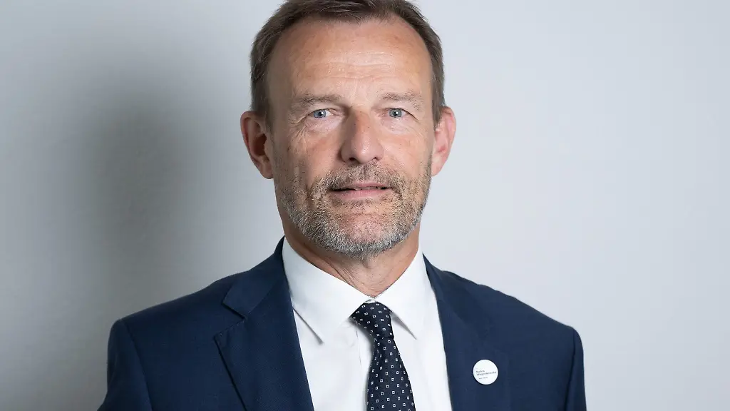 Joerg-Scheibe-Vorsitzender-des-BSW-Landesverbandes-auf-dem-Landesparteitag-seiner-Partei