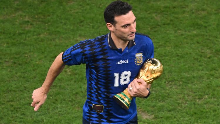 Der jüngste Weltmeister-Trainer seit 44 Jahren: Lionel Scaloni.