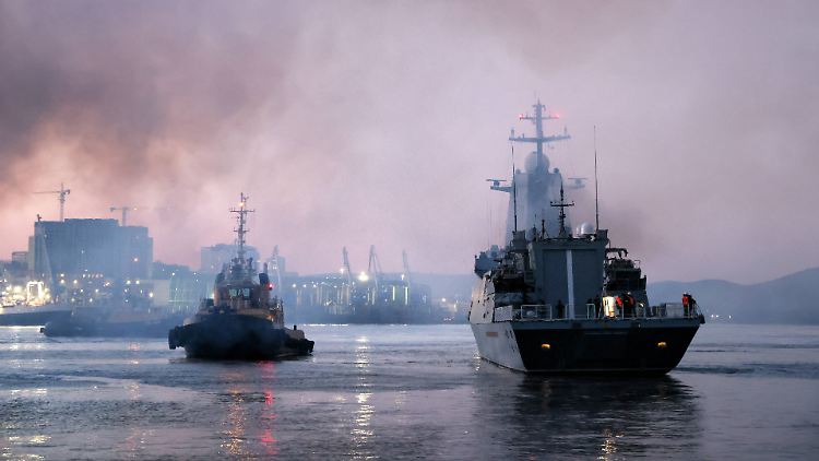 Russland will beim Manöver mehrere Kriegsschiffe einsetzen.