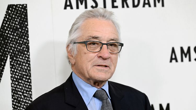 Der in New York geborene Charakterdarsteller ist unter anderem für die Verkörperung von Mafiosi in Filmen wie "Der Pate II", "GoodFellas", "Casino" und "The Irishman" bekannt. 