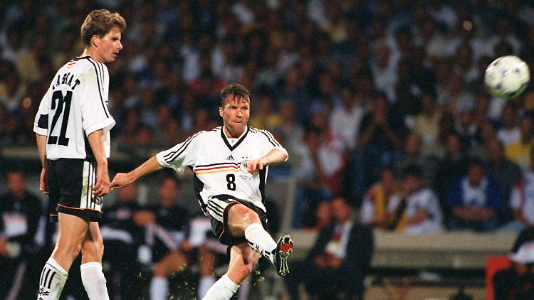 Lothar Matthäus 1998 in seinem 25. und letzten WM-Spiel: In Frankreich schied das DFB-Team im Viertelfinale gegen Kroatien aus.