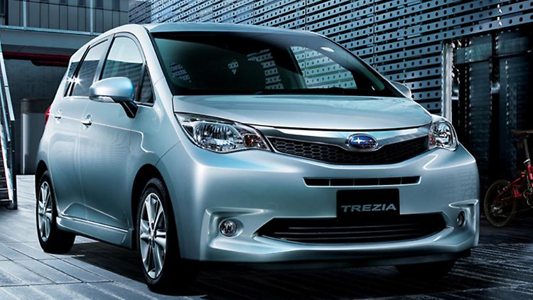 Zum Verwechseln ähnlich: Die Verwandtschaft mit dem Toyota Verso ist dem Subaru Trezia förmlich ins Gesicht geschrieben.