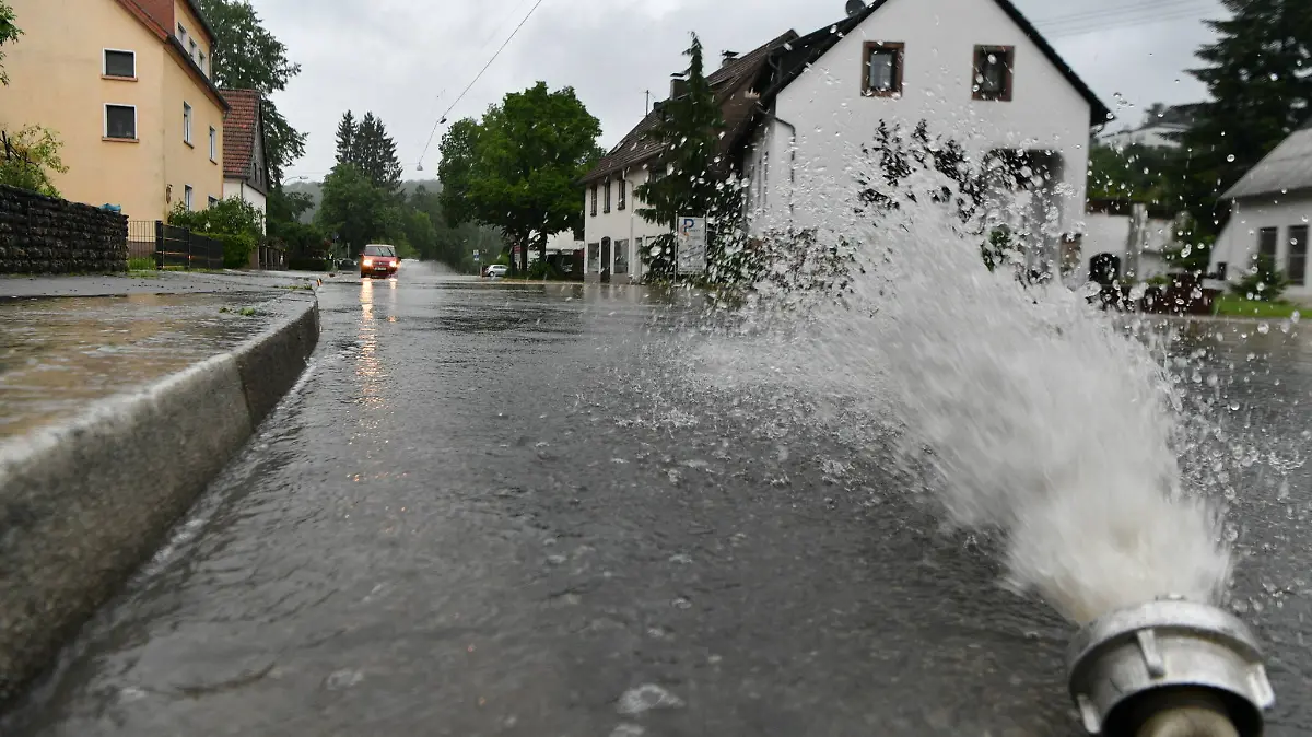 28da8133eefa5cdc42d8b9324ca8f281