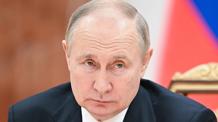 Russlands Präsident Putin hat seit Beginn der Invasion zahlreiche Generäle ausgetauscht, gebracht hat es bislang kaum etwas.