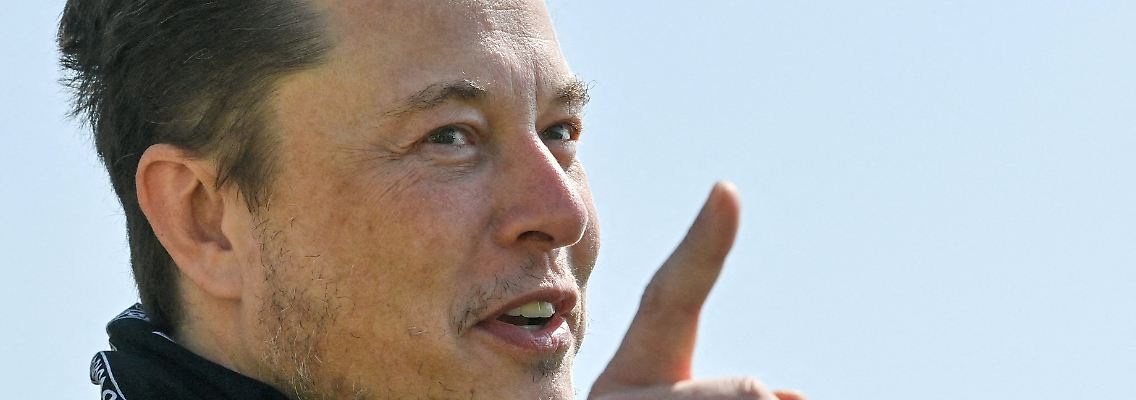 2022-12-09T061756Z_1835973681_RC2B4P92XECR_RTRMADP_3_TESLA-MUSK.JPG