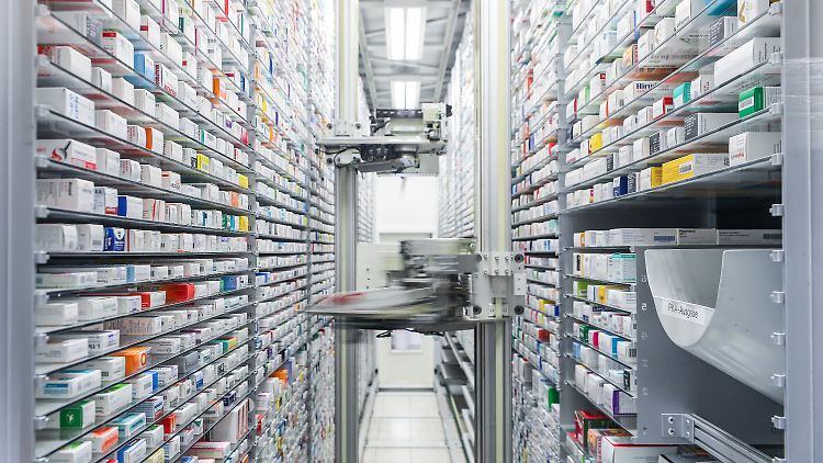 "Täglich werden neue Medikamente knapp", sagt der Apothekerverband Nordrhein.