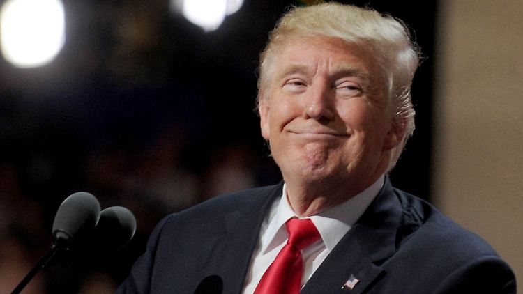 Erste Zahlen aus Trumps Steuerunterlagen deuten darauf hin, dass der Ex-US-Präsident tatsächlich in vielen Jahren keinerlei Einkommenssteuer zahlte. 