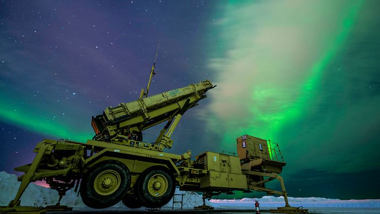 Ein Patriot Luftabwehrsystem der US-Armee nimmt an einer Übung in Alaska teil.
