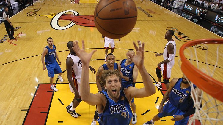 Nowitzki führte die Dallas Mavericks 2011 zu ihrer ersten und bisher einzigen NBA-Meisterschaft.