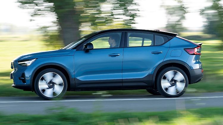 Der Volvo C40 Recharge Single verfügt nur über einen Motor.