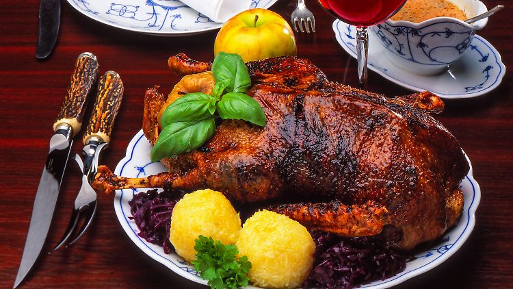 Mit KI-Hilfe gelingt vielleicht auch Küchen-Laien die perfekte Weihnachtsgans.